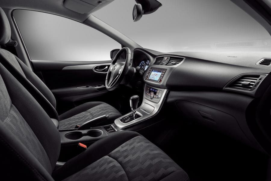  Nissan Tiida 2015 года  (CIS) (фото 7 из 30)